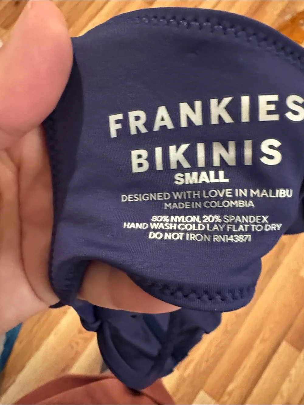 NWT Frankie's Bikinis Cola Underwire Bikini Top